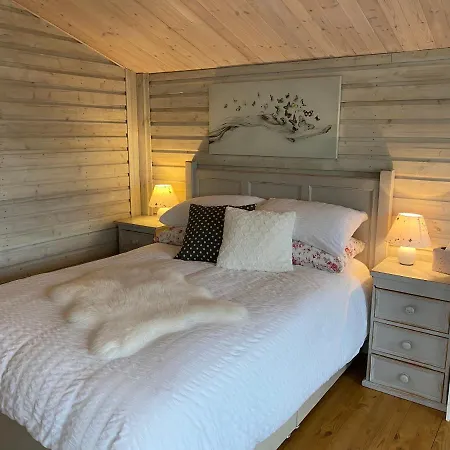 Adorable In The Countryside Chalet *